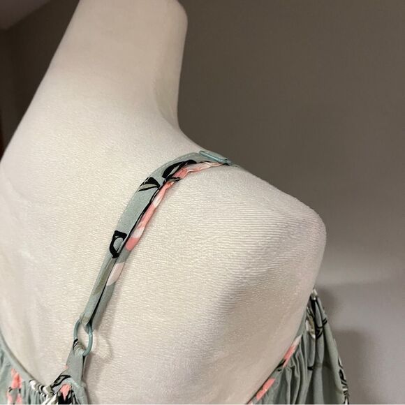 Floral asymmetrical dress with straps - Picture 10 of 15